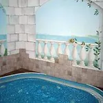 Ξενοδοχείο Konrad 3*